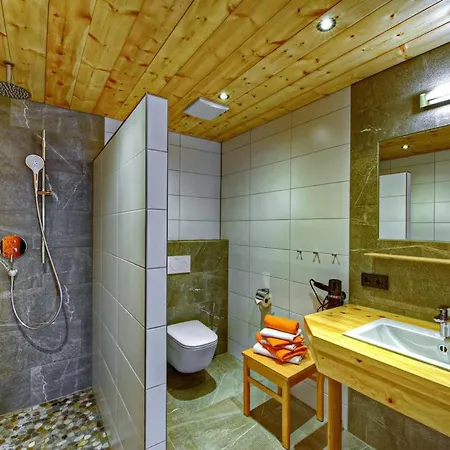 Ferien-schloessle Michaela 아파트 *